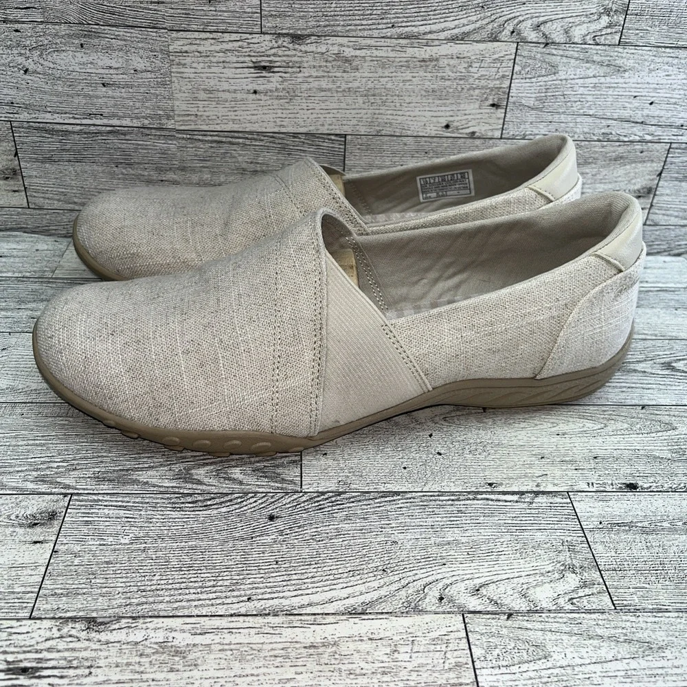 Skechers Breathe‎ Easy Swayful Beige Fabric Comfort Shoes 100384 Women Size 10